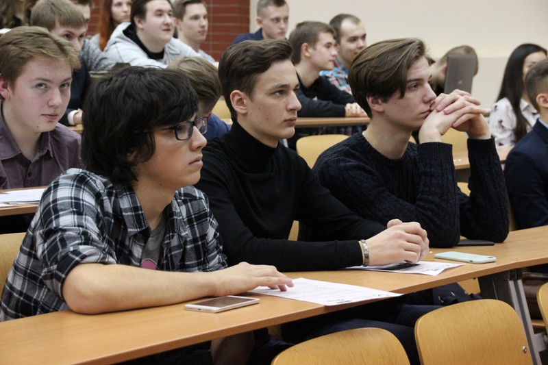 Студенты НГУЭУ представляют вуз на чемпионате «Железный предприниматель» в Москве