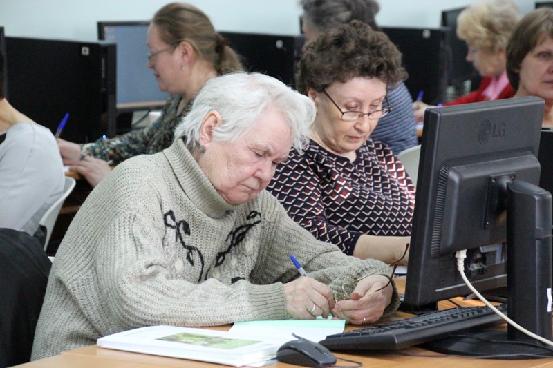  НГУЭУ и Банк России запустили курс по финансовой грамотности для граждан пожилого возраста 