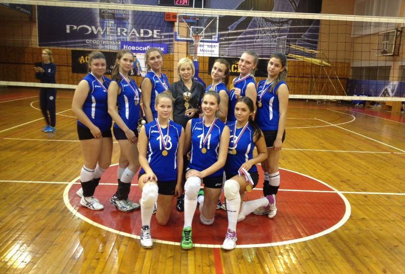 Волейболистки НГУЭУ взяли золото на Кубке НГУ