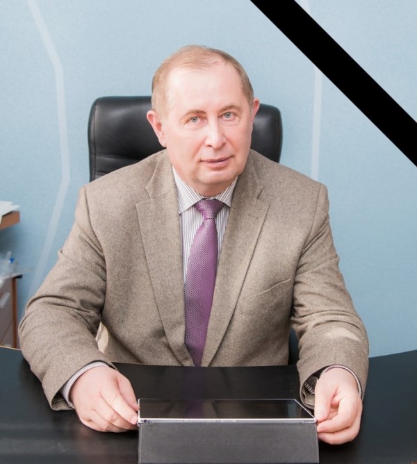 6 июня скоропостижно ушел из жизни Президент Новосибирского государственного университета экономики и управления Александр Владимирович Новиков