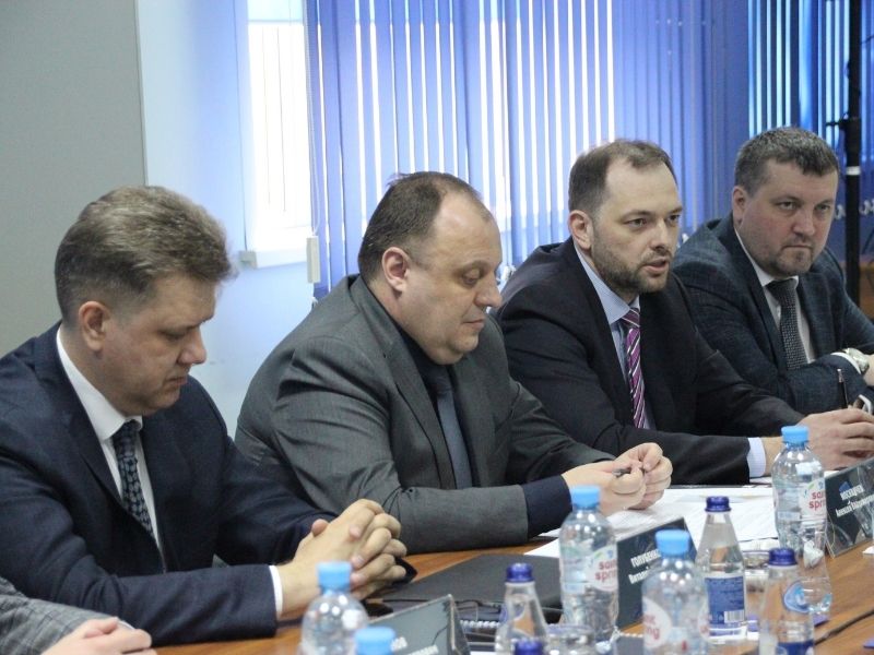 Заседание Наблюдательного совета Новосибирского Дома финансового просвещения прошло в НГУЭУ 
