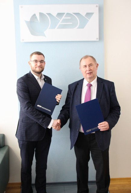 НГУЭУ и гостиница Mirotel Novosibirsk подписали соглашение о комплексном сотрудничестве