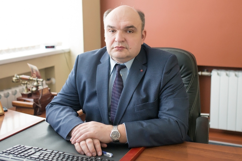 Управляющий новосибирским филиалом «РосЕвроБанка» Олег Каржавин поделился историей успеха