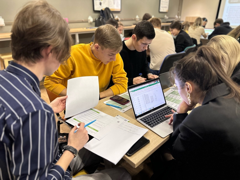 бизнес-информатика.jpg бизнес-информатика.jpg